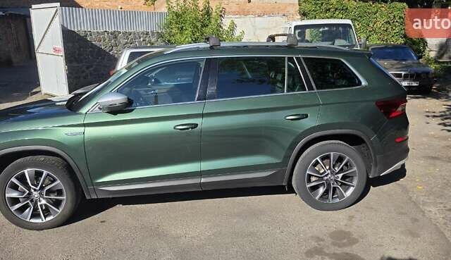 Зеленый Шкода Kodiaq, объемом двигателя 1.97 л и пробегом 69 тыс. км за 33500 $, фото 64 на Automoto.ua