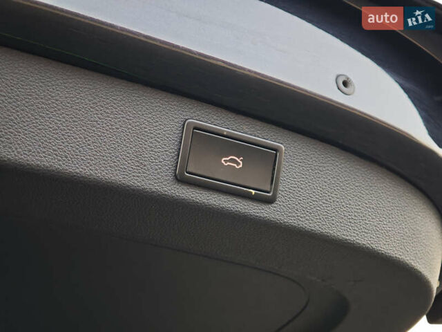 Зеленый Шкода Kodiaq, объемом двигателя 1.97 л и пробегом 162 тыс. км за 37499 $, фото 69 на Automoto.ua