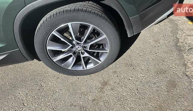 Зеленый Шкода Kodiaq, объемом двигателя 1.97 л и пробегом 69 тыс. км за 33500 $, фото 47 на Automoto.ua