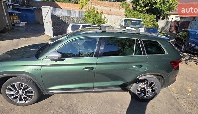 Зеленый Шкода Kodiaq, объемом двигателя 1.97 л и пробегом 69 тыс. км за 33500 $, фото 53 на Automoto.ua