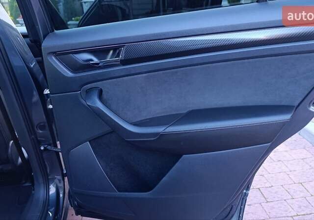Зеленый Шкода Kodiaq, объемом двигателя 1.97 л и пробегом 222 тыс. км за 28550 $, фото 51 на Automoto.ua