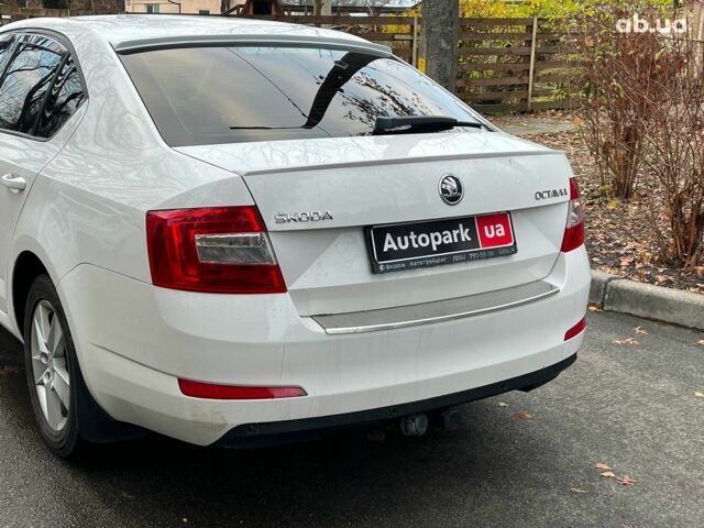 Білий Шкода Octavia A7, об'ємом двигуна 1.8 л та пробігом 217 тис. км за 9490 $, фото 6 на Automoto.ua