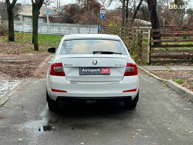 Білий Шкода Octavia A7, об'ємом двигуна 1.8 л та пробігом 217 тис. км за 9490 $, фото 4 на Automoto.ua