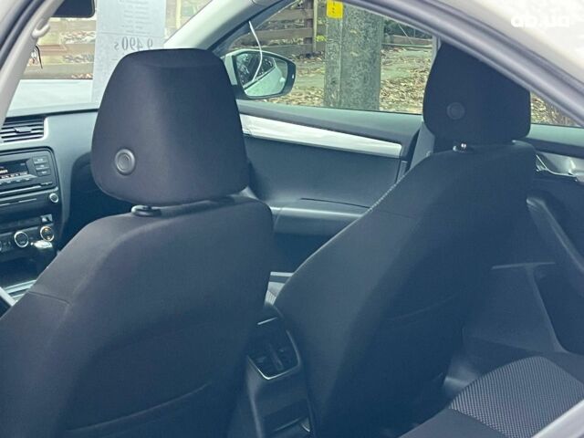 Білий Шкода Octavia A7, об'ємом двигуна 1.8 л та пробігом 217 тис. км за 9490 $, фото 9 на Automoto.ua