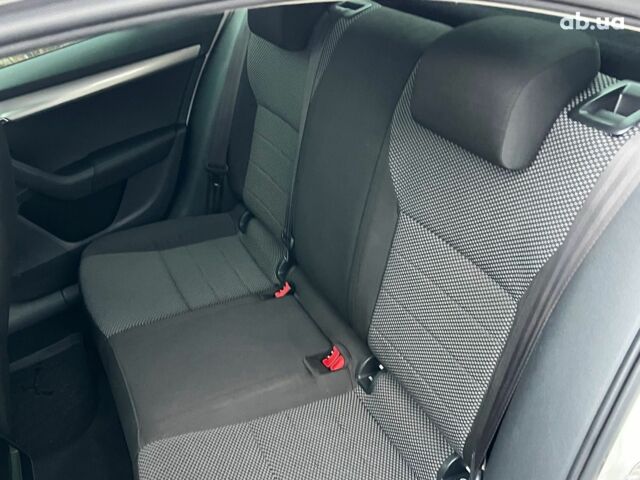 Білий Шкода Octavia A7, об'ємом двигуна 1.8 л та пробігом 217 тис. км за 9490 $, фото 10 на Automoto.ua