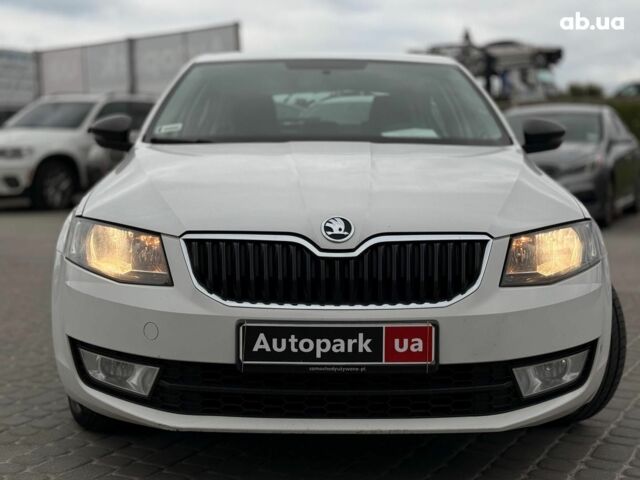 Білий Шкода Octavia A7, об'ємом двигуна 1.2 л та пробігом 270 тис. км за 8990 $, фото 1 на Automoto.ua
