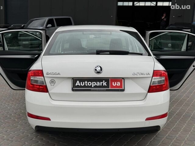 Білий Шкода Octavia A7, об'ємом двигуна 1.2 л та пробігом 270 тис. км за 8990 $, фото 23 на Automoto.ua