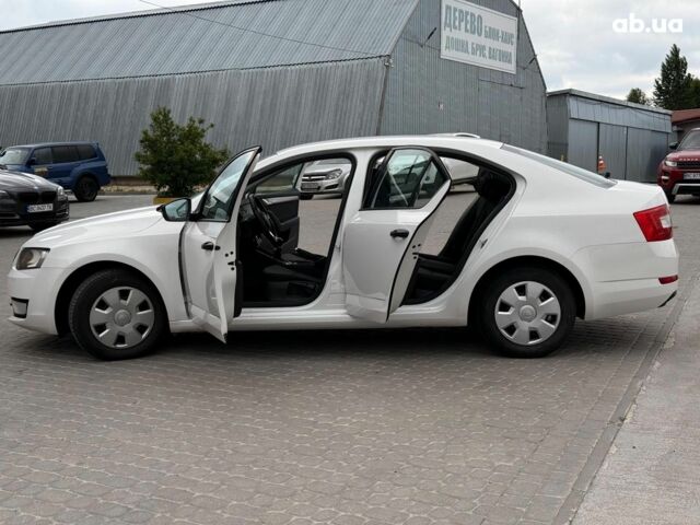 Білий Шкода Octavia A7, об'ємом двигуна 1.2 л та пробігом 270 тис. км за 8990 $, фото 24 на Automoto.ua
