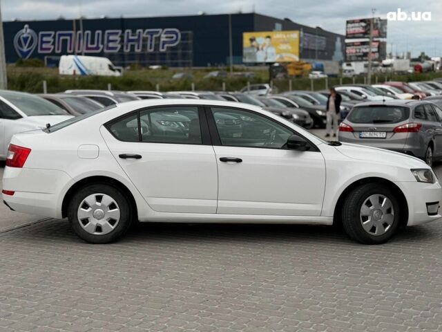 Білий Шкода Octavia A7, об'ємом двигуна 1.2 л та пробігом 270 тис. км за 8990 $, фото 4 на Automoto.ua