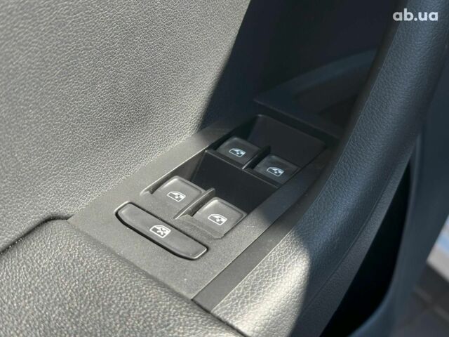 Белый Шкода Octavia A7, объемом двигателя 1.4 л и пробегом 149 тыс. км за 16490 $, фото 9 на Automoto.ua
