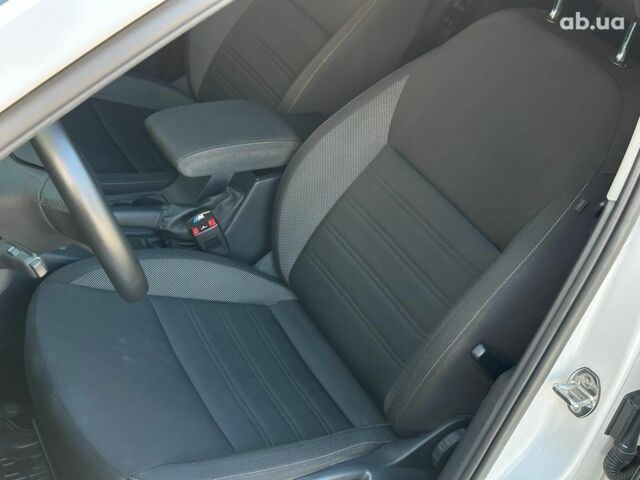 Белый Шкода Octavia A7, объемом двигателя 1.4 л и пробегом 149 тыс. км за 16490 $, фото 10 на Automoto.ua