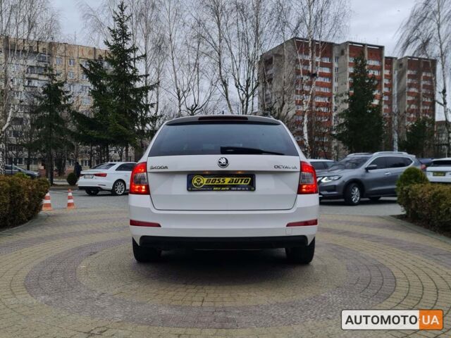 Білий Шкода Octavia A7, об'ємом двигуна 2 л та пробігом 288 тис. км за 11900 $, фото 4 на Automoto.ua