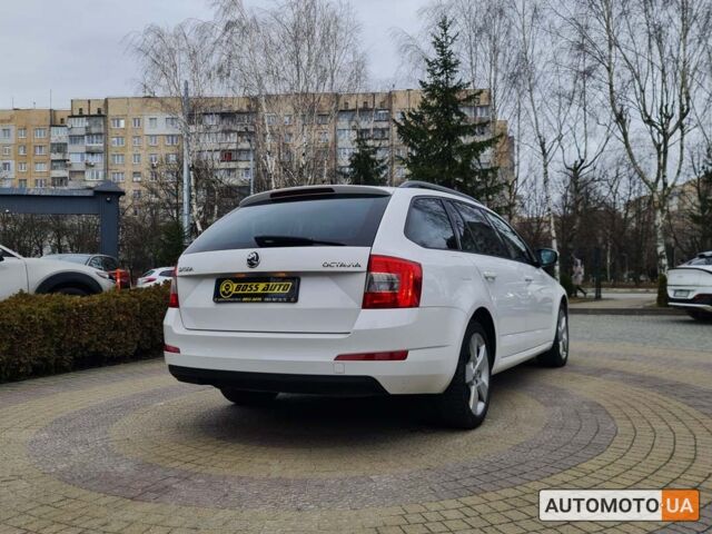 Білий Шкода Octavia A7, об'ємом двигуна 2 л та пробігом 288 тис. км за 11900 $, фото 5 на Automoto.ua