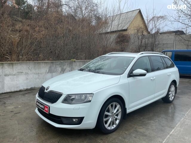 Белый Шкода Octavia A7, объемом двигателя 2 л и пробегом 298 тыс. км за 13190 $, фото 23 на Automoto.ua