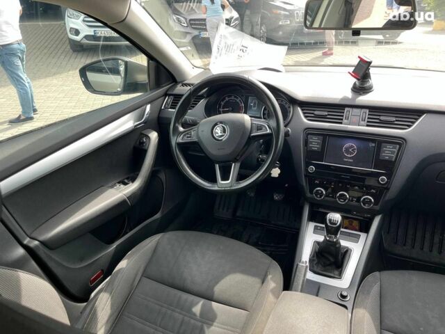 Бежевий Шкода Octavia A7, об'ємом двигуна 1.8 л та пробігом 119 тис. км за 15390 $, фото 26 на Automoto.ua