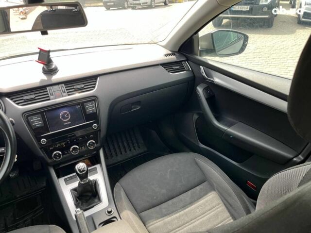 Бежевий Шкода Octavia A7, об'ємом двигуна 1.8 л та пробігом 119 тис. км за 15390 $, фото 27 на Automoto.ua