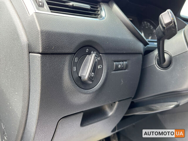 Чорний Шкода Octavia A7, об'ємом двигуна 1.6 л та пробігом 173 тис. км за 13200 $, фото 11 на Automoto.ua