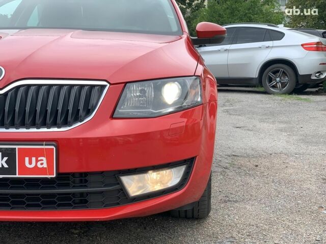 Черный Шкода Octavia A7, объемом двигателя 2 л и пробегом 253 тыс. км за 10890 $, фото 9 на Automoto.ua