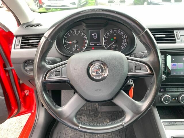 Черный Шкода Octavia A7, объемом двигателя 2 л и пробегом 253 тыс. км за 10890 $, фото 29 на Automoto.ua