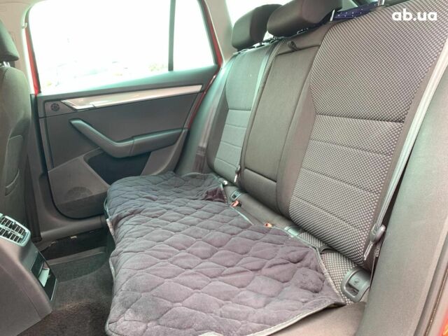 Черный Шкода Octavia A7, объемом двигателя 2 л и пробегом 253 тыс. км за 10890 $, фото 26 на Automoto.ua