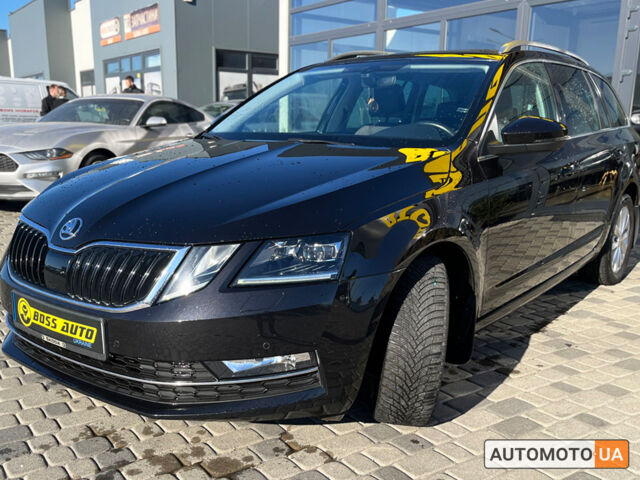Черный Шкода Octavia A7, объемом двигателя 2 л и пробегом 253 тыс. км за 18500 $, фото 2 на Automoto.ua