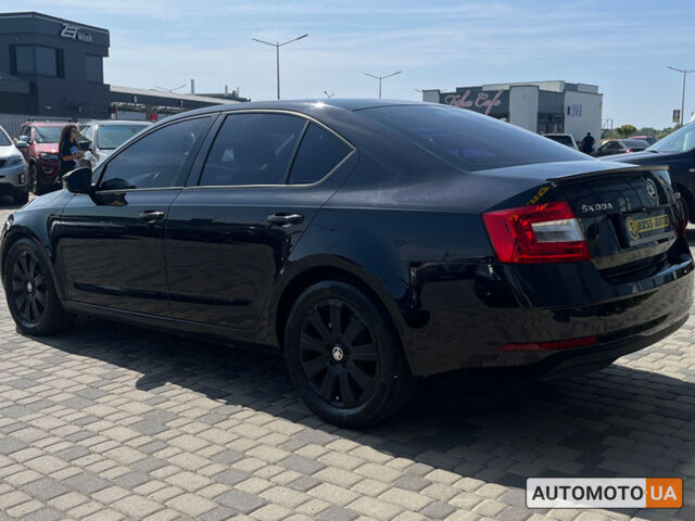 Чорний Шкода Octavia A7, об'ємом двигуна 1.6 л та пробігом 194 тис. км за 13800 $, фото 4 на Automoto.ua