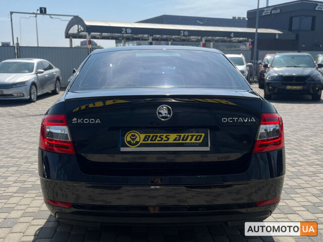 Чорний Шкода Octavia A7, об'ємом двигуна 1.6 л та пробігом 194 тис. км за 13800 $, фото 5 на Automoto.ua