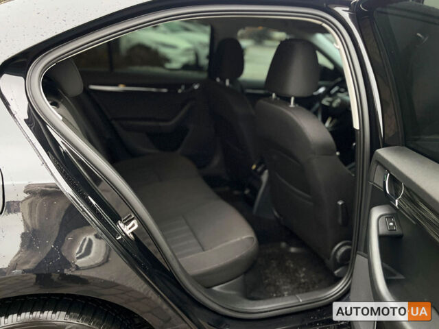 Черный Шкода Octavia A7, объемом двигателя 1.6 л и пробегом 225 тыс. км за 14500 $, фото 22 на Automoto.ua