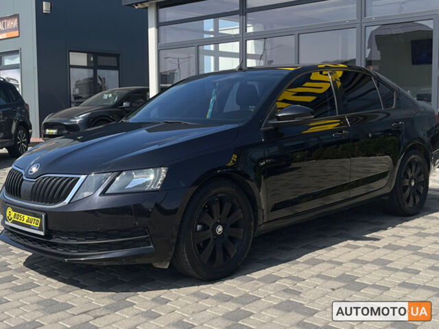 Чорний Шкода Octavia A7, об'ємом двигуна 1.6 л та пробігом 194 тис. км за 13800 $, фото 2 на Automoto.ua