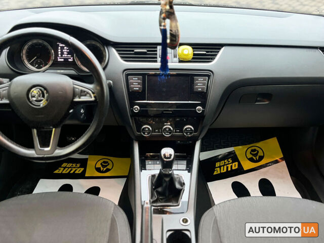 Черный Шкода Octavia A7, объемом двигателя 1.6 л и пробегом 225 тыс. км за 14500 $, фото 18 на Automoto.ua