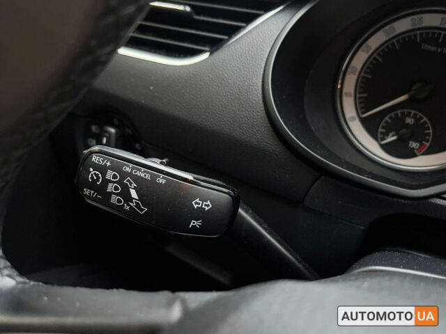 Черный Шкода Octavia A7, объемом двигателя 1.6 л и пробегом 225 тыс. км за 14500 $, фото 13 на Automoto.ua