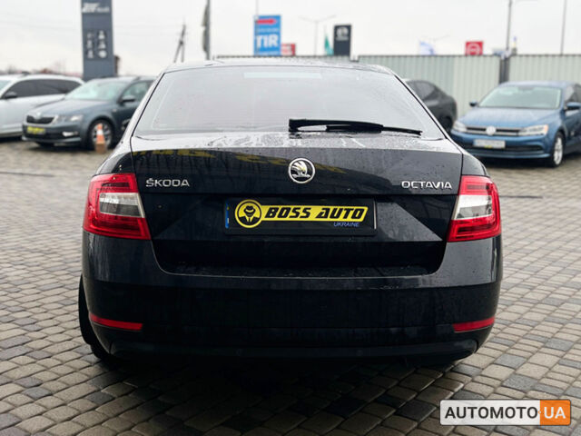 Черный Шкода Octavia A7, объемом двигателя 1.6 л и пробегом 225 тыс. км за 14500 $, фото 5 на Automoto.ua