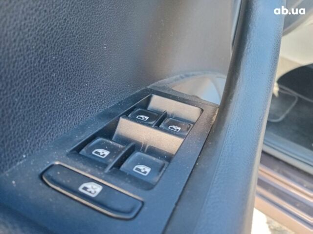 Коричневый Шкода Octavia A7, объемом двигателя 1.8 л и пробегом 385 тыс. км за 11390 $, фото 13 на Automoto.ua