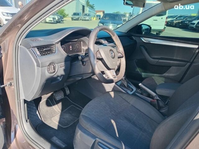 Коричневый Шкода Octavia A7, объемом двигателя 1.8 л и пробегом 385 тыс. км за 11390 $, фото 7 на Automoto.ua
