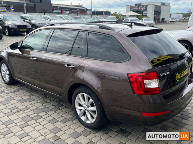 Коричневий Шкода Octavia A7, об'ємом двигуна 2 л та пробігом 273 тис. км за 13400 $, фото 4 на Automoto.ua
