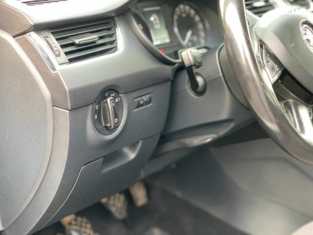 Серый Шкода Octavia A7, объемом двигателя 1.4 л и пробегом 360 тыс. км за 8190 $, фото 22 на Automoto.ua