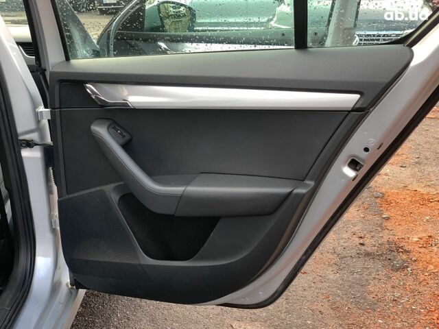 Серый Шкода Octavia A7, объемом двигателя 1.4 л и пробегом 360 тыс. км за 8190 $, фото 17 на Automoto.ua