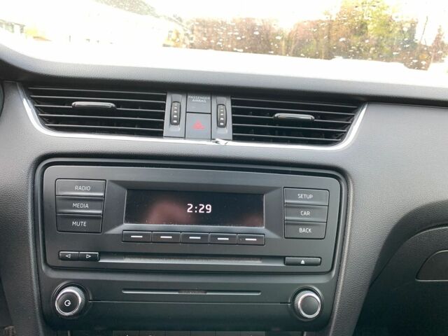 Серый Шкода Octavia A7, объемом двигателя 1.4 л и пробегом 360 тыс. км за 8190 $, фото 26 на Automoto.ua