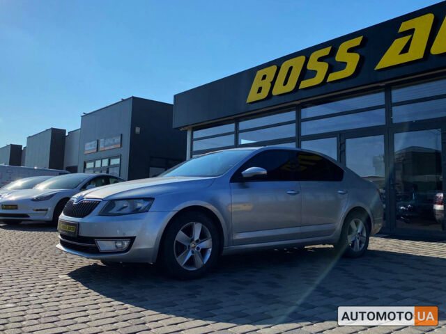 Серый Шкода Octavia A7, объемом двигателя 1.6 л и пробегом 286 тыс. км за 11500 $, фото 6 на Automoto.ua