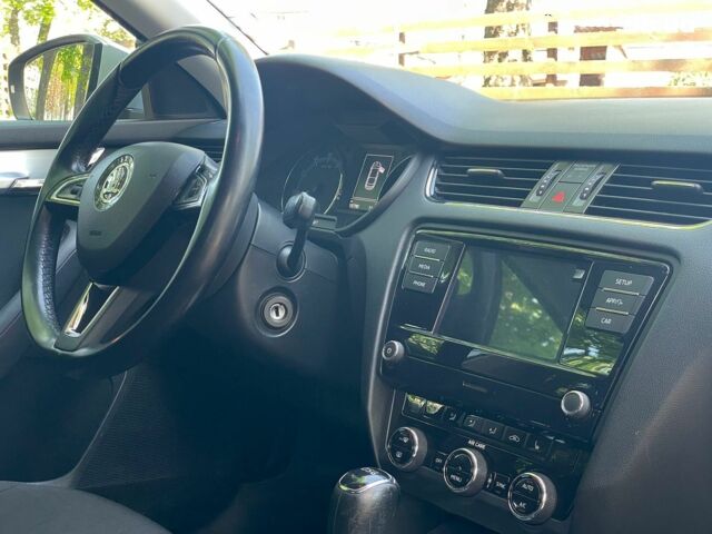 Сірий Шкода Octavia A7, об'ємом двигуна 1.4 л та пробігом 197 тис. км за 11790 $, фото 23 на Automoto.ua
