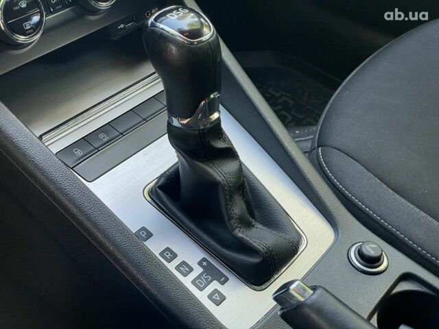 Сірий Шкода Octavia A7, об'ємом двигуна 1.4 л та пробігом 197 тис. км за 11790 $, фото 15 на Automoto.ua