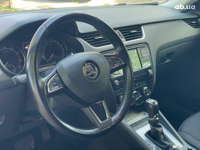 Сірий Шкода Octavia A7, об'ємом двигуна 1.4 л та пробігом 197 тис. км за 11790 $, фото 12 на Automoto.ua