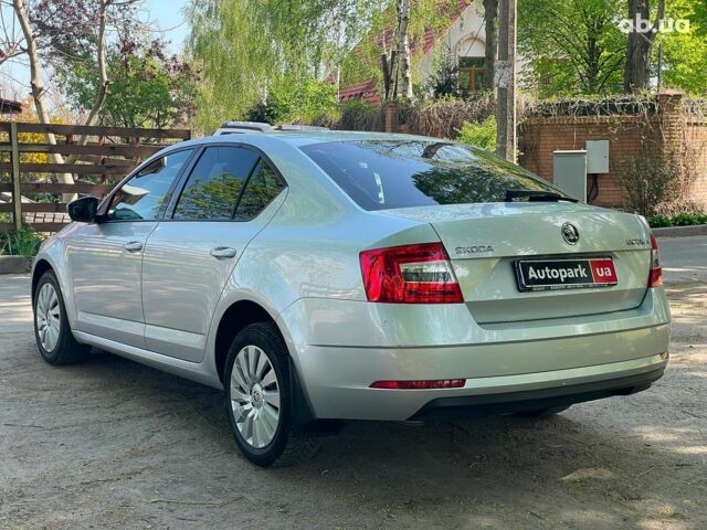 Сірий Шкода Octavia A7, об'ємом двигуна 1.4 л та пробігом 197 тис. км за 11790 $, фото 8 на Automoto.ua