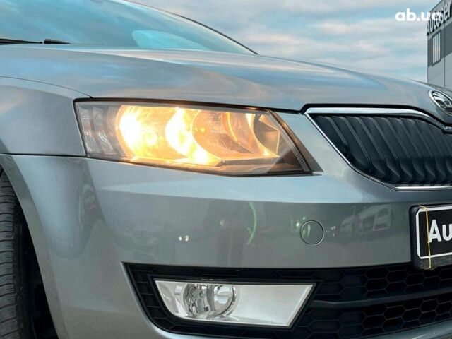 Серый Шкода Octavia A7, объемом двигателя 1.6 л и пробегом 240 тыс. км за 10990 $, фото 11 на Automoto.ua
