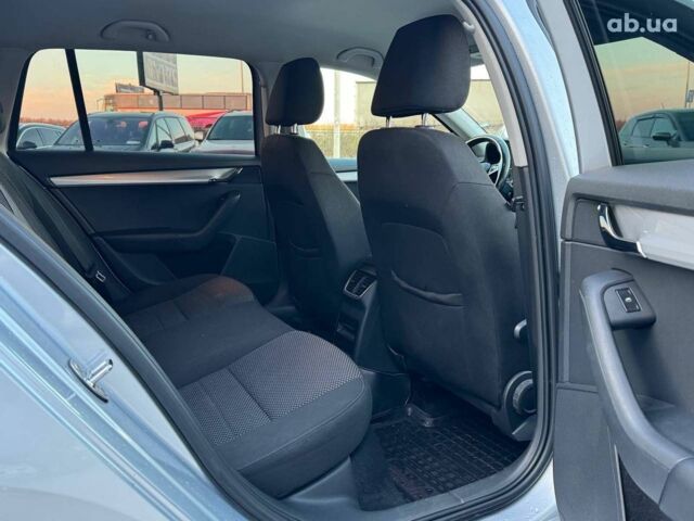 Серый Шкода Octavia A7, объемом двигателя 16 л и пробегом 323 тыс. км за 8690 $, фото 12 на Automoto.ua