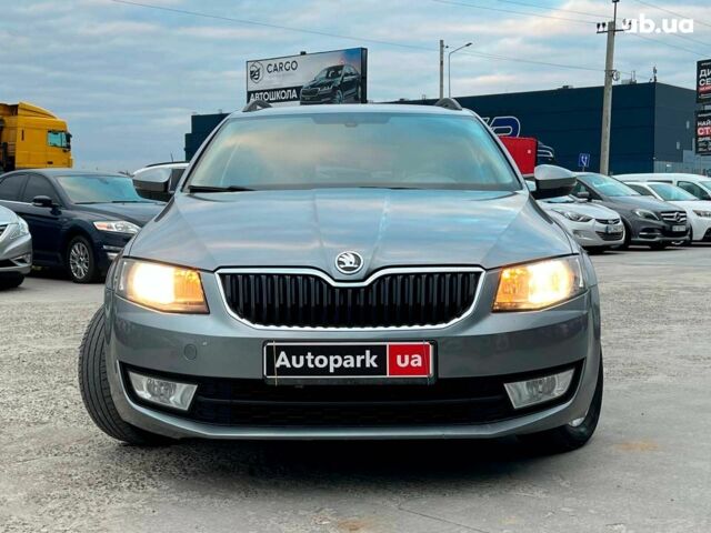 Серый Шкода Octavia A7, объемом двигателя 1.6 л и пробегом 240 тыс. км за 10990 $, фото 1 на Automoto.ua