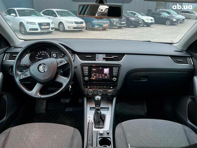 Серый Шкода Octavia A7, объемом двигателя 1.6 л и пробегом 240 тыс. км за 10990 $, фото 34 на Automoto.ua