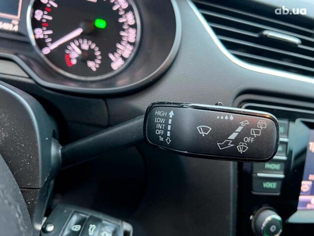 Серый Шкода Octavia A7, объемом двигателя 1.6 л и пробегом 240 тыс. км за 10990 $, фото 22 на Automoto.ua