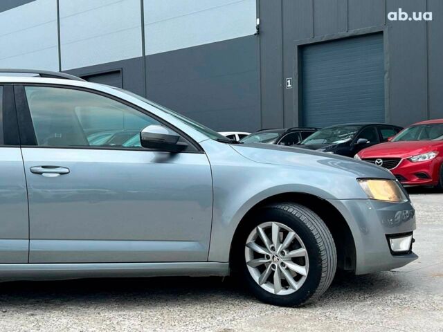Серый Шкода Octavia A7, объемом двигателя 1.6 л и пробегом 240 тыс. км за 10990 $, фото 9 на Automoto.ua