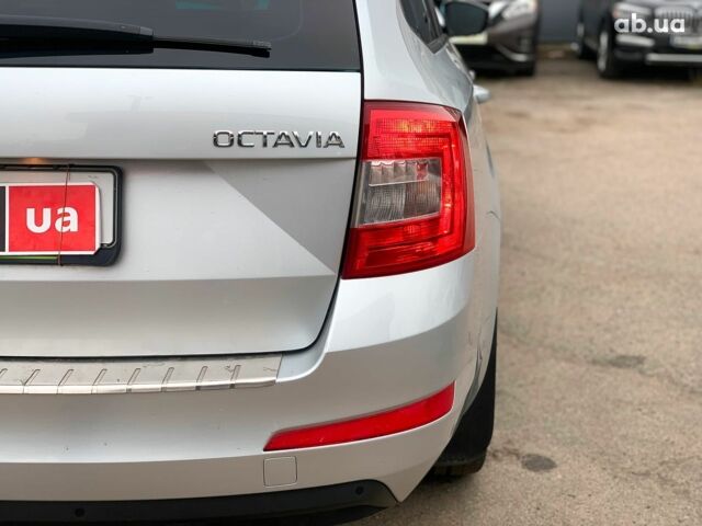 Серый Шкода Octavia A7, объемом двигателя 1.6 л и пробегом 289 тыс. км за 12590 $, фото 10 на Automoto.ua